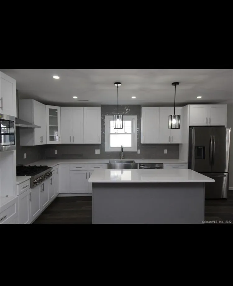 Slide of Neto Construction