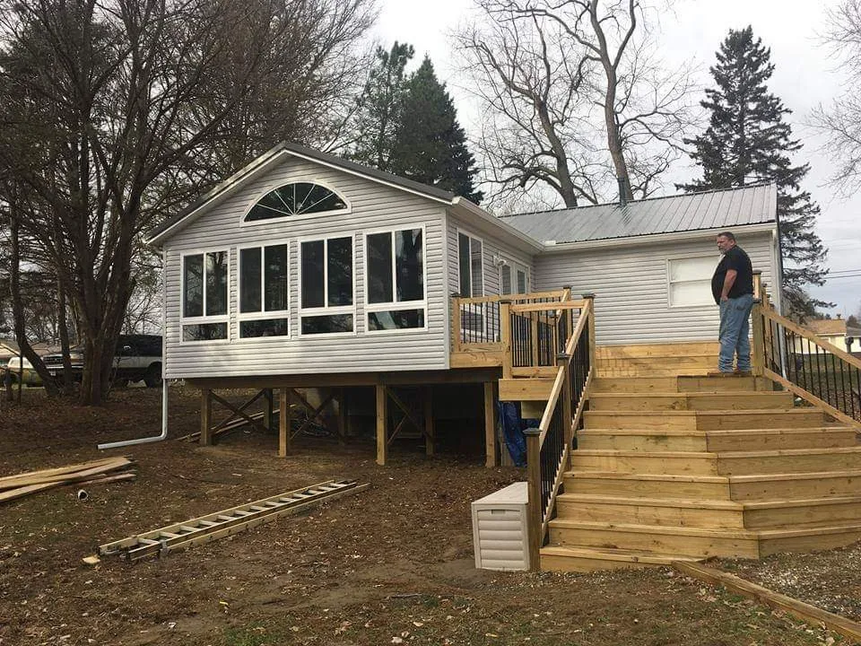 Slide of New Ara Home Improvement