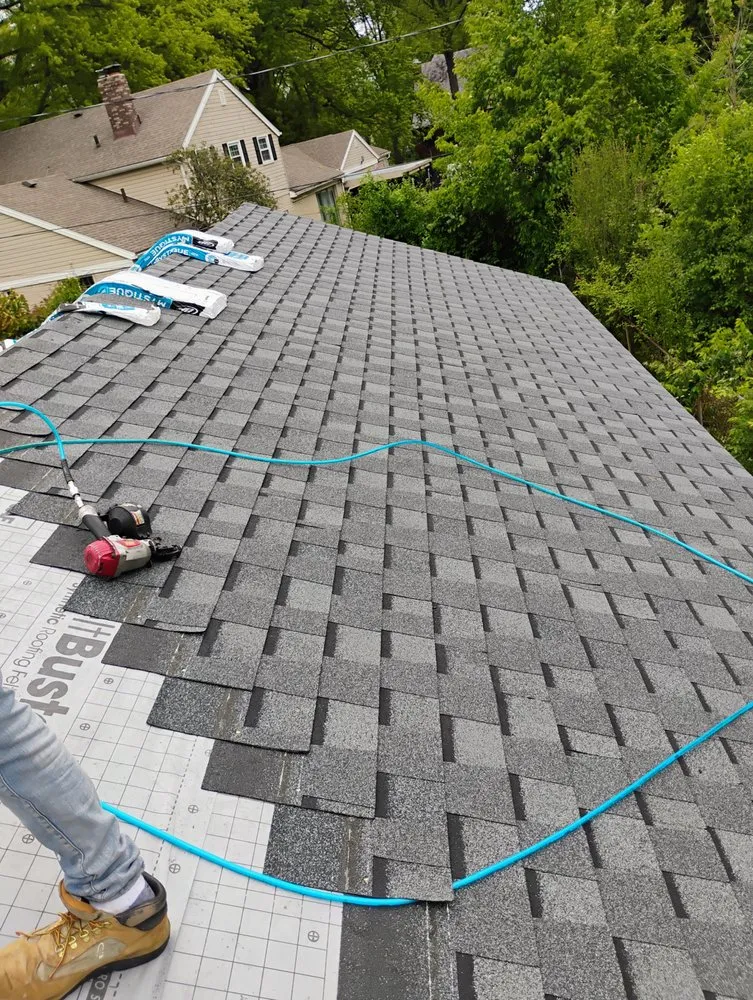 Slide of NEW Construction & Home Remodel