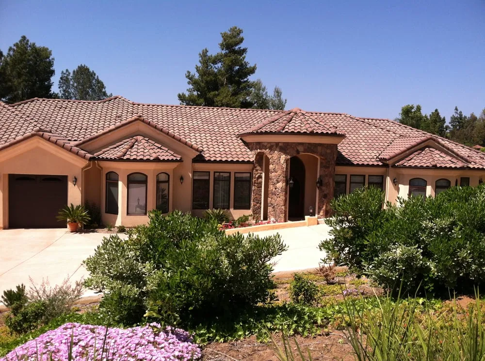 Slide of New Era Roofing