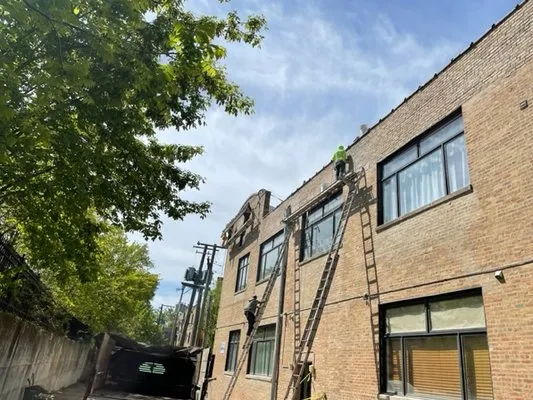 New Frontier Construction Logo