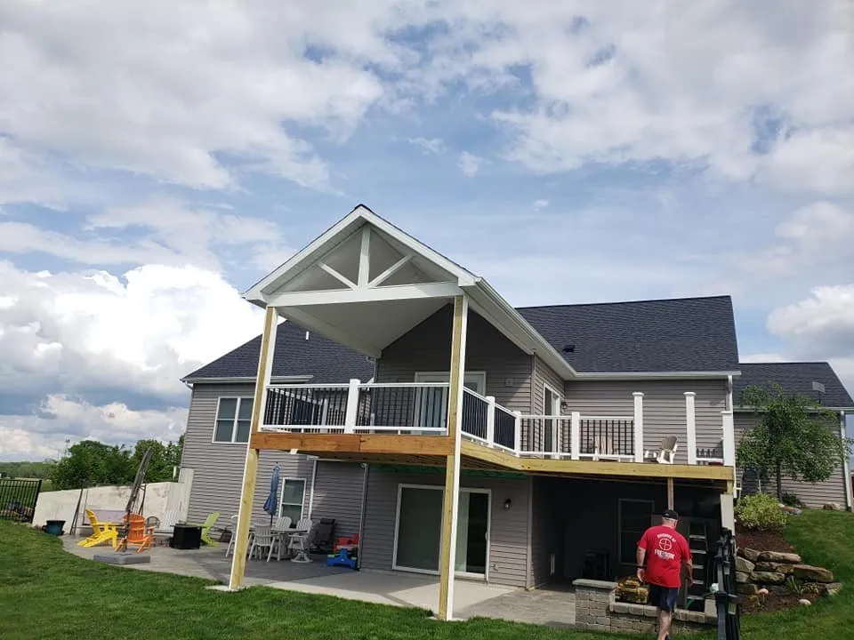 Reliable shingle roofing service in Saint Joe, IN - New Horizon Quality Const