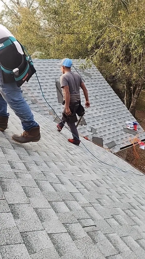 Slide of New Horizon Roofing and Exteriors