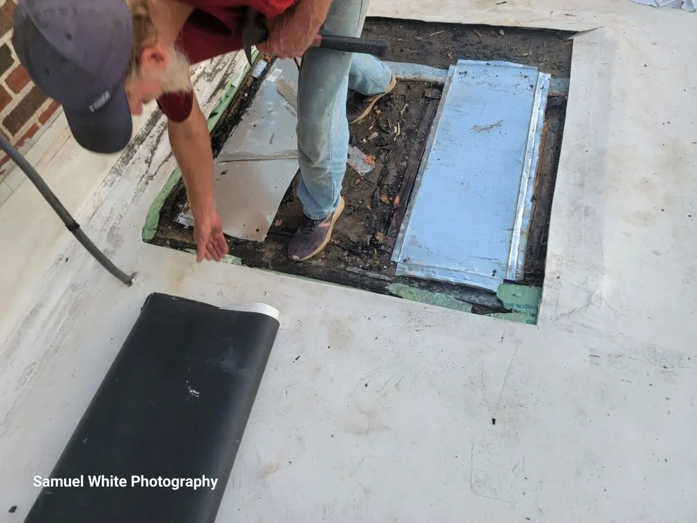 Slide of New Horizon Roofing and Exteriors