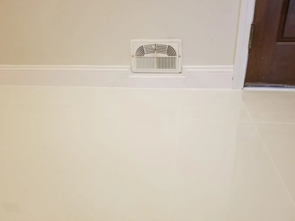 Slide of New Horizons Construction