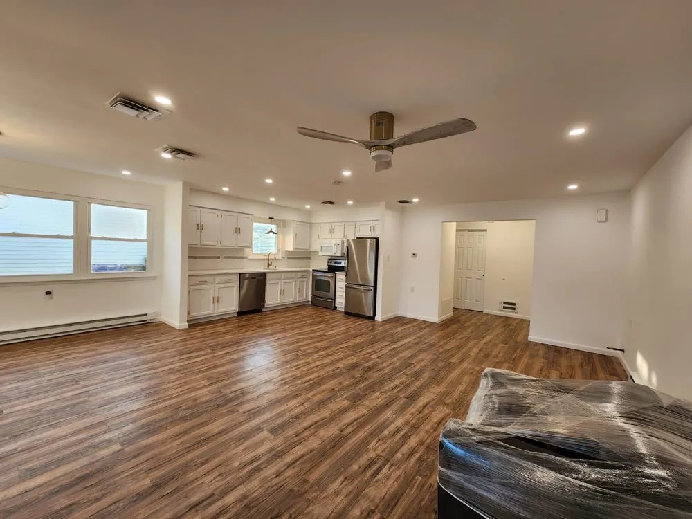 Professional flat roof repair experts serving Brick Township, NJ - New Jersey Construction
