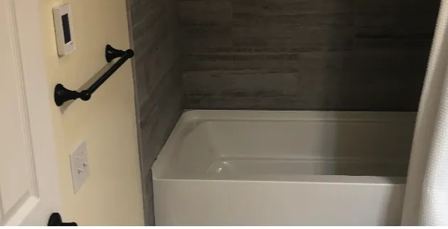 Slide of New Life Construction & Remodeling