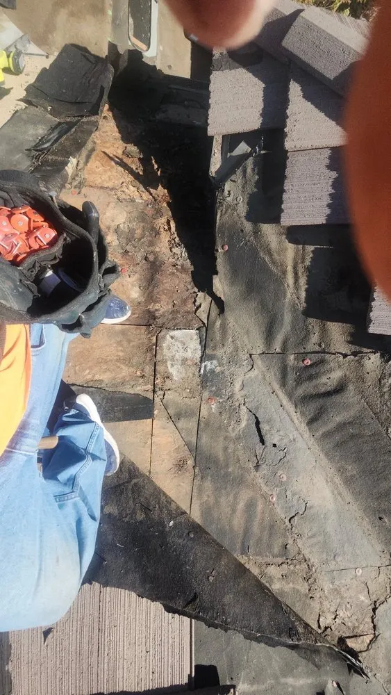 Slide of New Millennium Construction