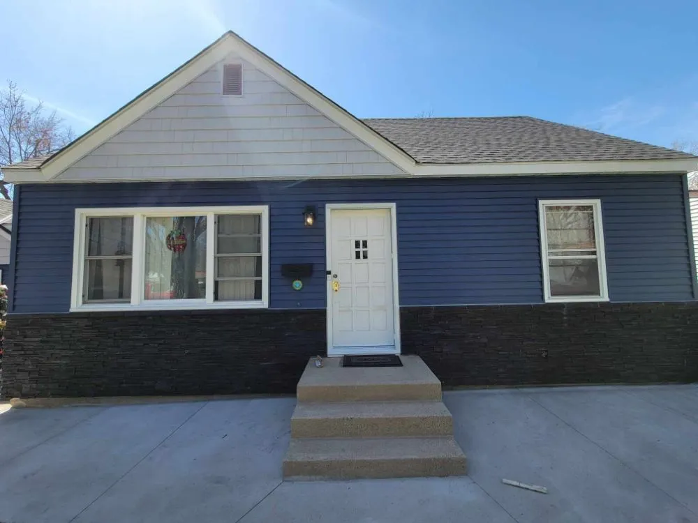 Slide of New Veterans Construction