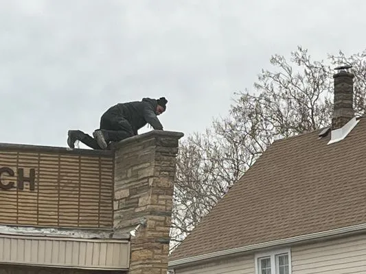 New Way Roofing And Construction Logo