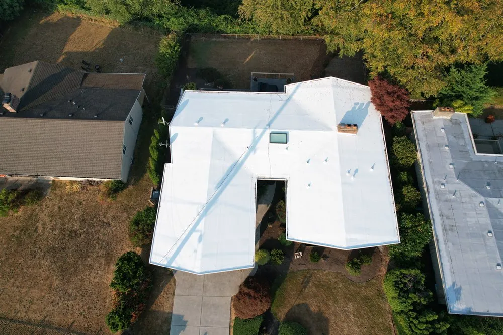 Slide of New World Builders