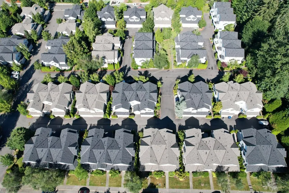 Slide of New World Builders