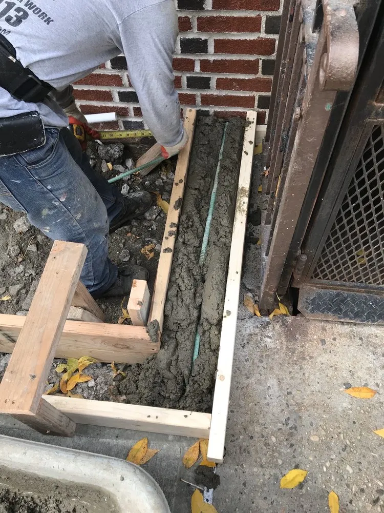 Slide of New York Unique Contracting