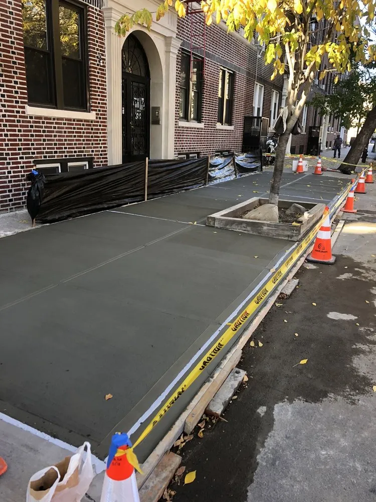 Slide of New York Unique Contracting