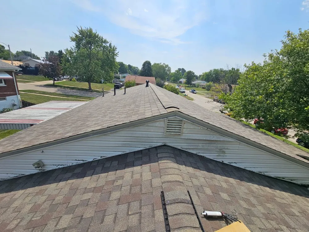 Licensed roof installation in West Chester Township, OH by Newborn Construction