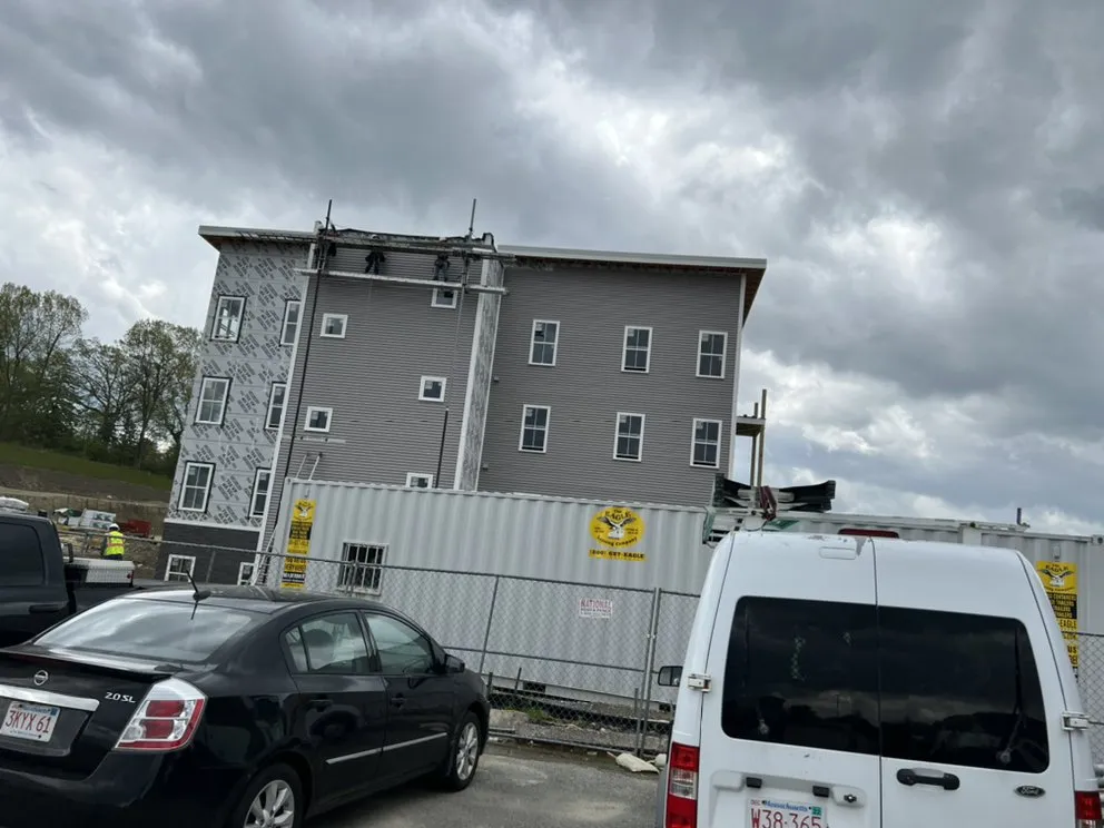 Slide of Ángel Contruccion