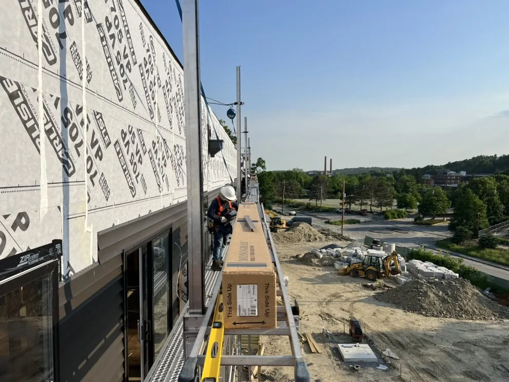 Slide of Ángel Contruccion