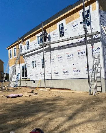 Slide of Ángel Contruccion