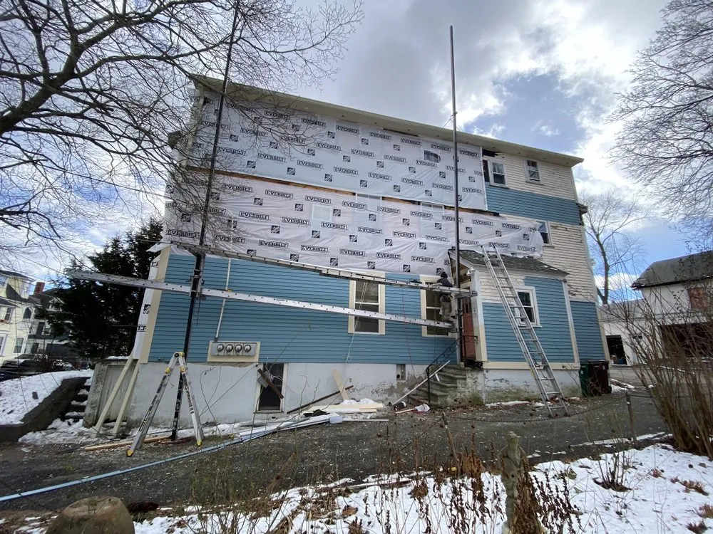 Slide of Ángel Contruccion