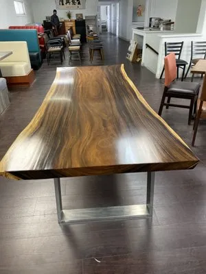 Nguyen construction group Logo