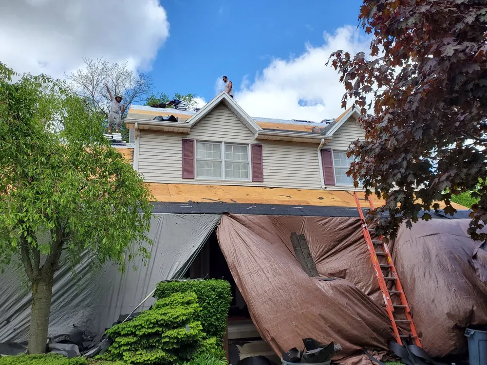 Slide of Niagara roofing