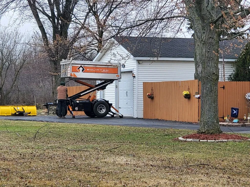 Slide of Niagara roofing