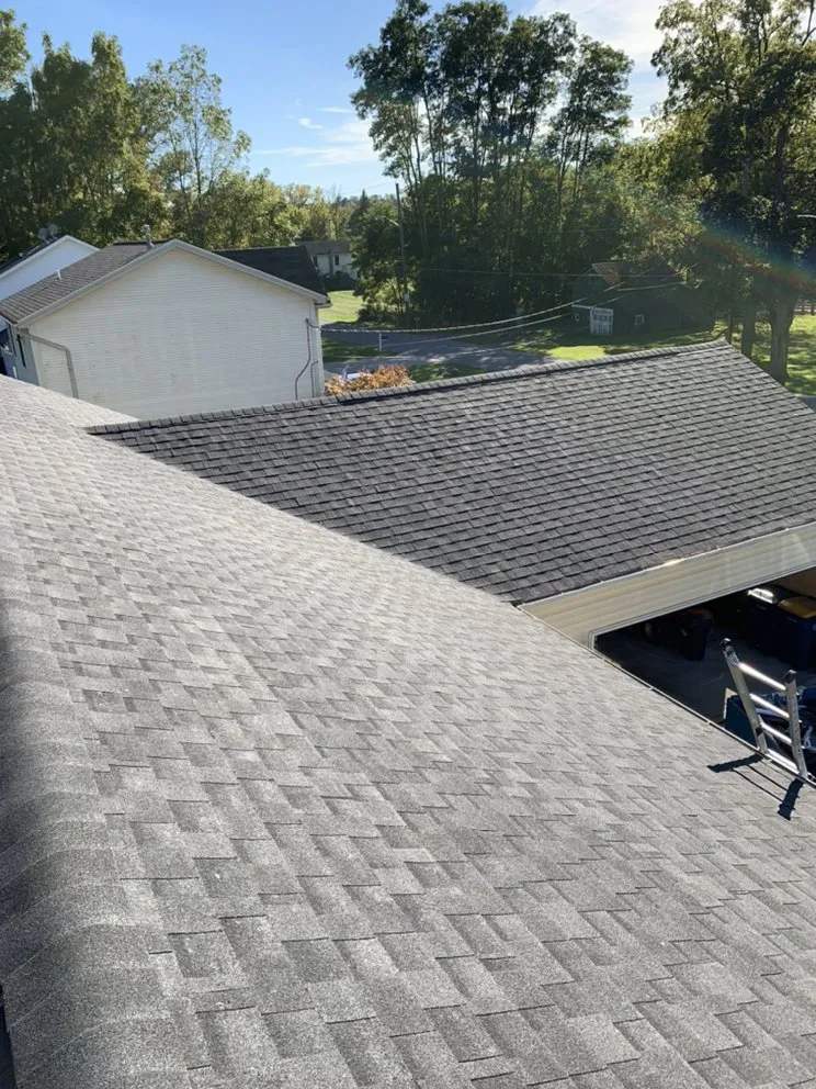 Slide of Niagara’s Best Roofing