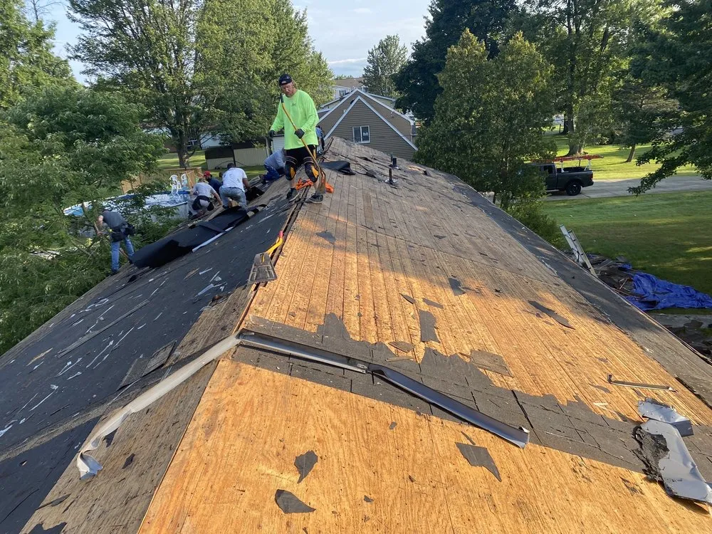 Slide of Niagara’s Best Roofing