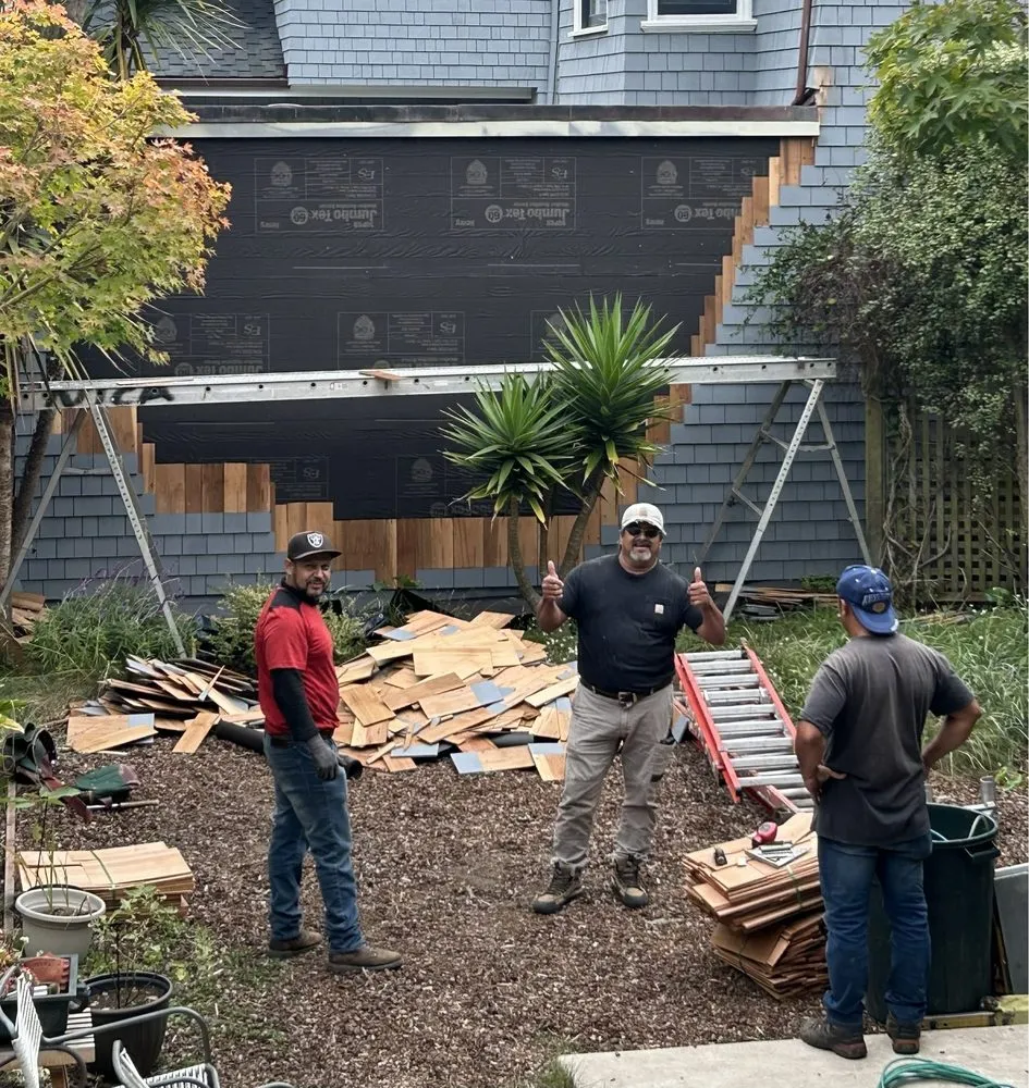 Slide of Nica Sidewall Shingling