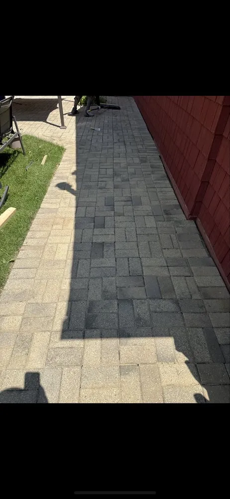 Slide of Nicholas Roofing & Tuckpointing