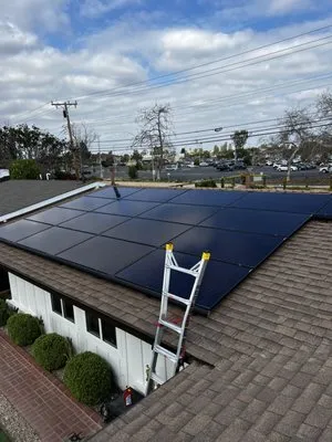 Nick The Solar Expert Logo