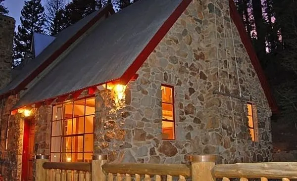 Nickerson Roofing Company Logo