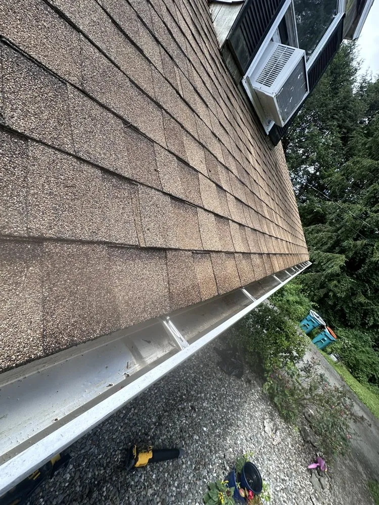 Slide of Nicks Roofing & Cleaning
