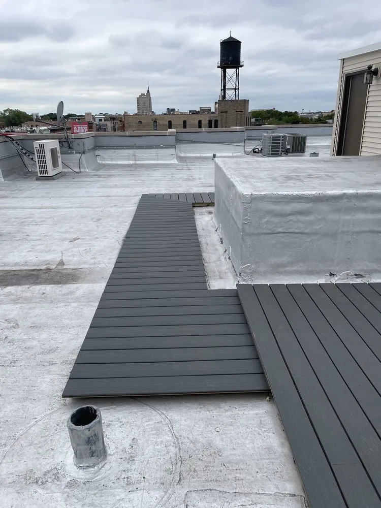 Slide of Nicks Roofing & Decks