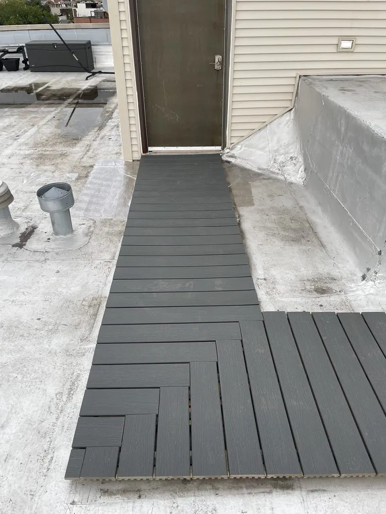 Slide of Nicks Roofing & Decks