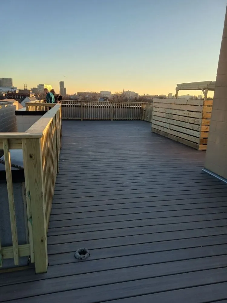 Slide of Nicks Roofing & Decks