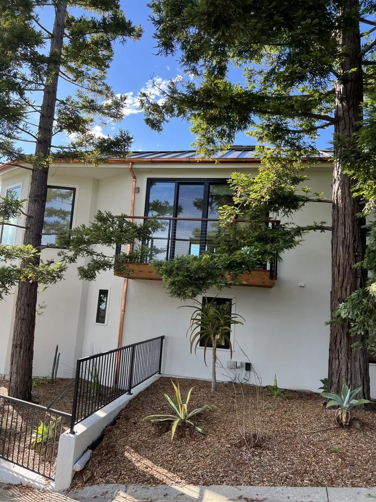 Slide of Nick’s Roofing