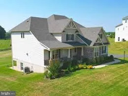 Reliable roof repair after storm damage across Montgomery Vlg, MD - Nico Wolff