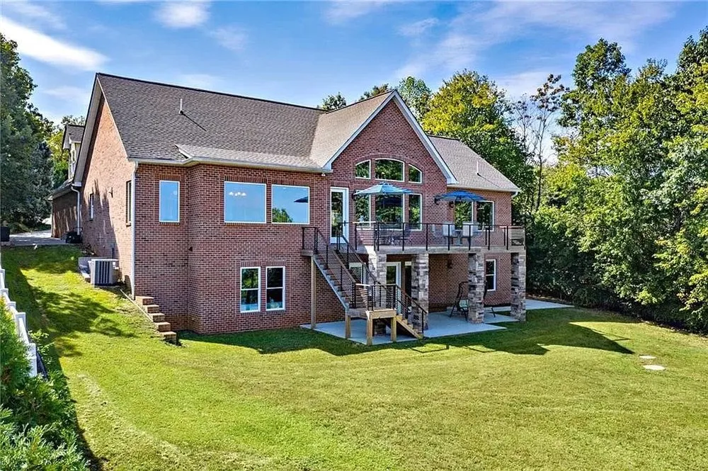 Slide of NICS of Hickory