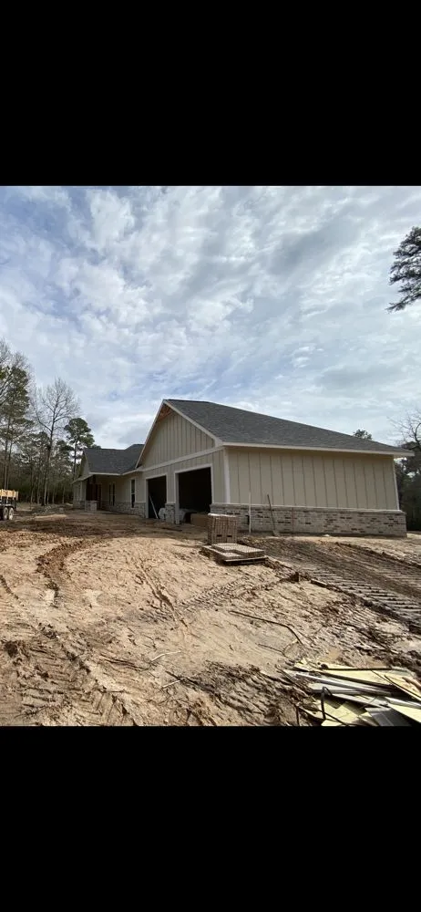 Slide of Nieves Roofing