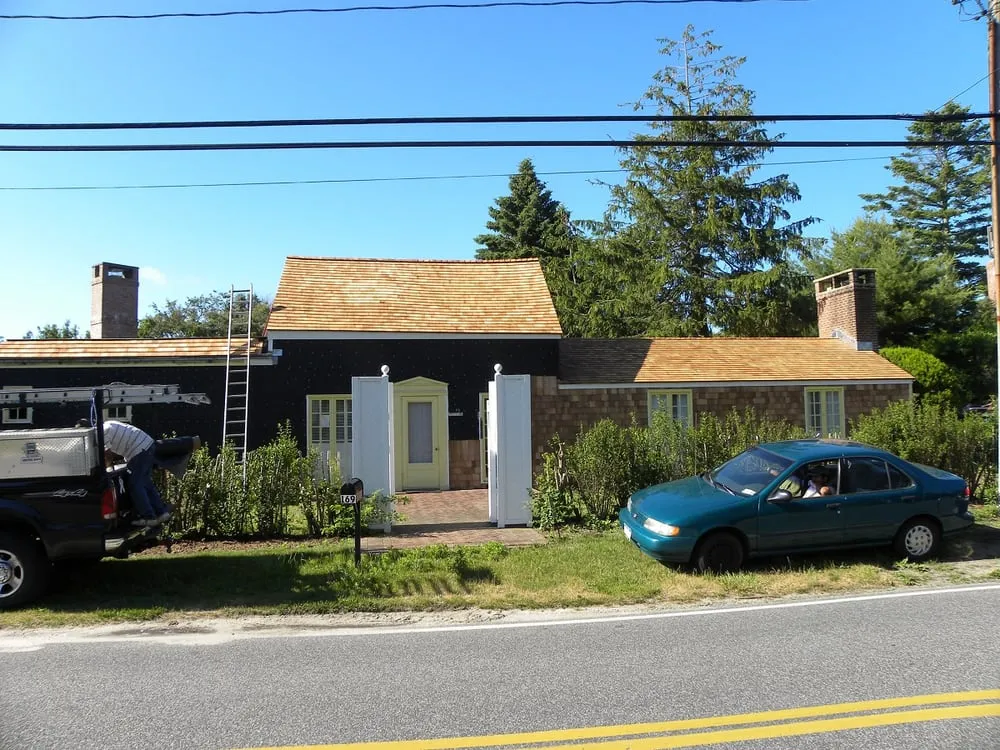 Reliable shingle roofing service experts serving St. James, NY - Nill Contracting