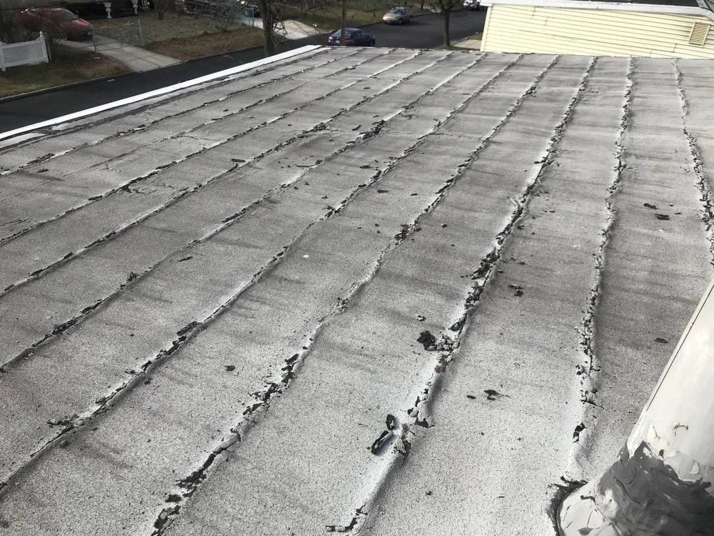 Slide of Nivelo Construction