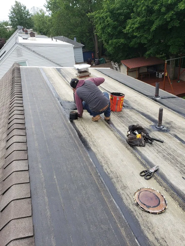 Slide of Nivelo Construction