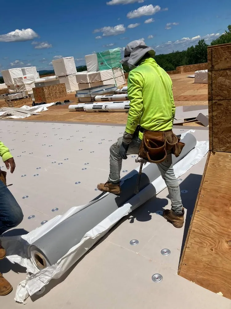 Slide of Nivelos General Construction Roofing