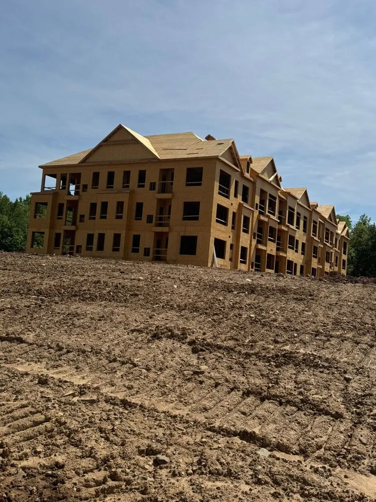 Slide of Nivelos General Construction Roofing