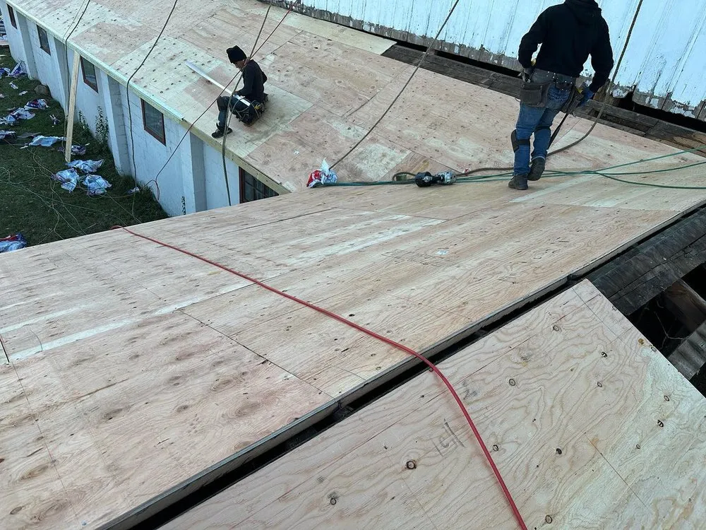 Slide of Nivelo's General Construction