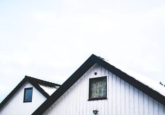 NJ Roofing Service Logo