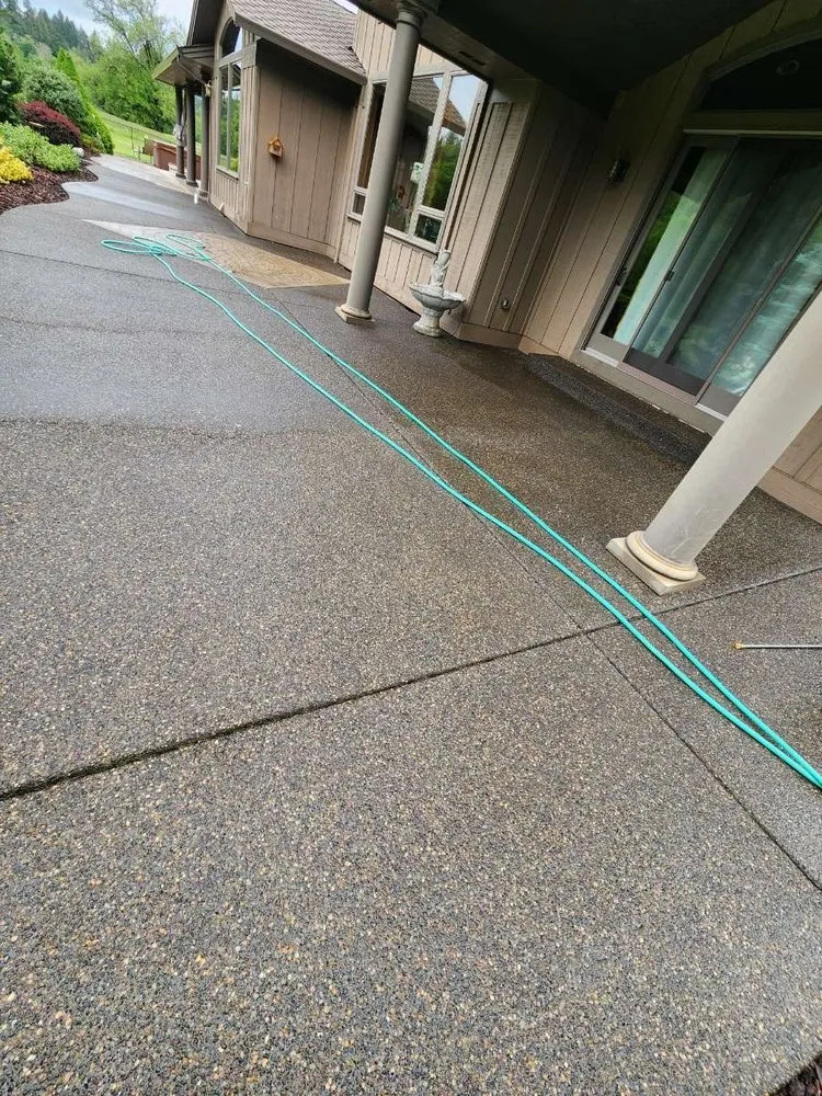 Professional residential roofing service with free inspection in St Helens, OR by NJM Roof & Gutter Cleaning