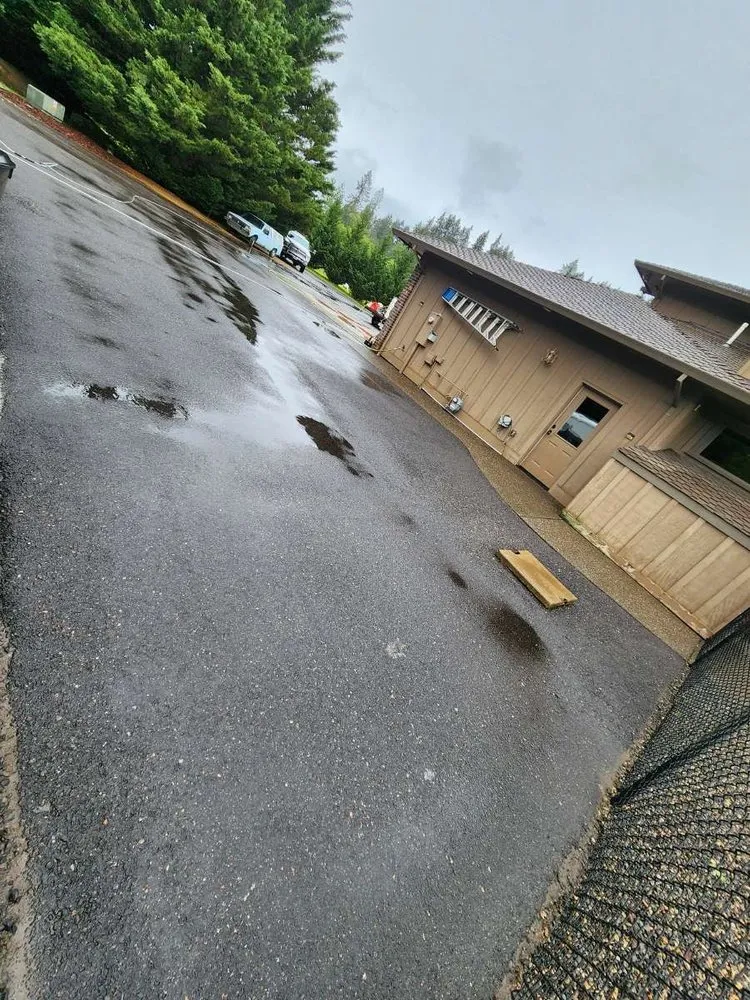 Licensed roof leak repair experts serving St Helens, OR - NJM Roof & Gutter Cleaning