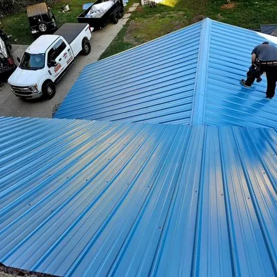 Njn Roofing and Siding Logo